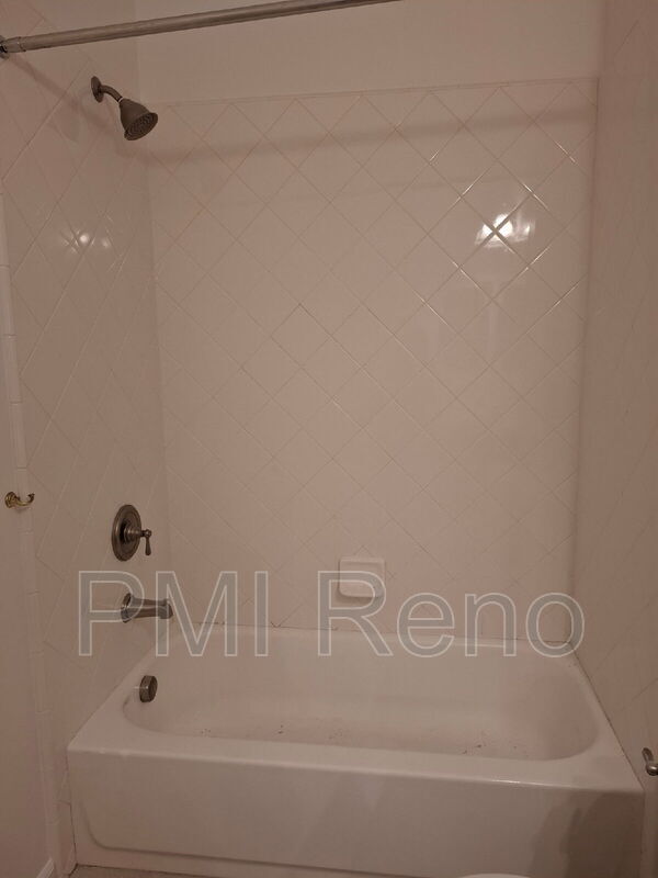 Building Photo - 5080 Rhine Wine Dr