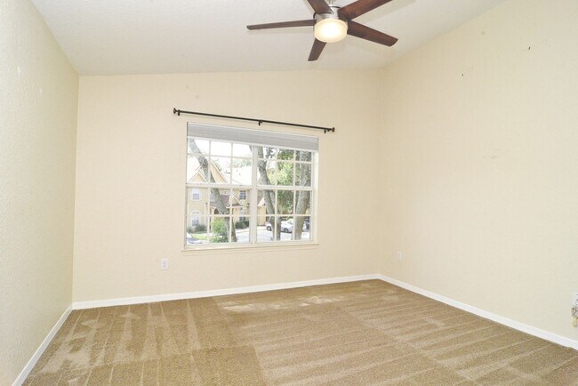 Building Photo - 864 Grand Regency Pointe