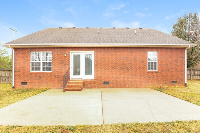 Building Photo - 1448 Brinkley Rd