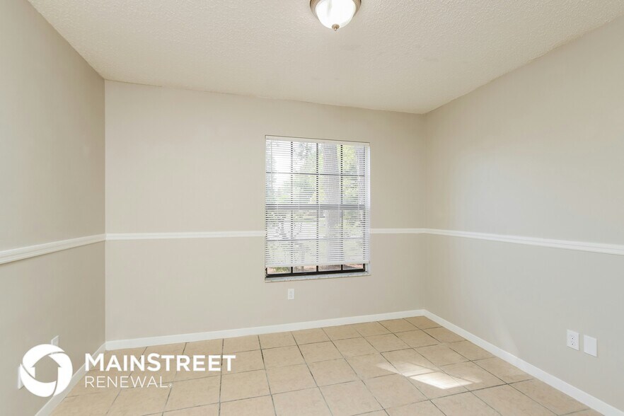 Building Photo - 1095 Heath Ave NW