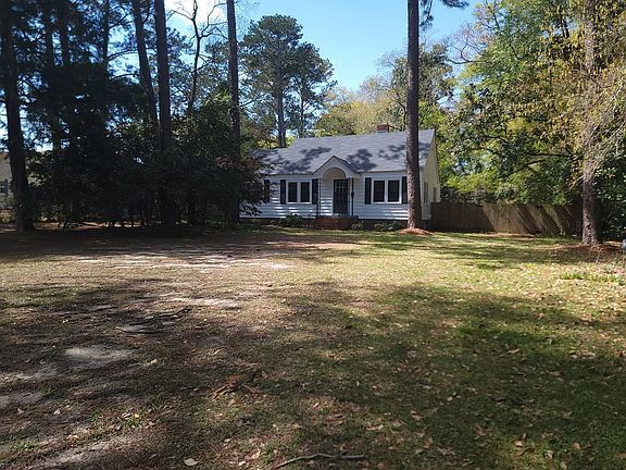 Building Photo - 804 Davis Ave