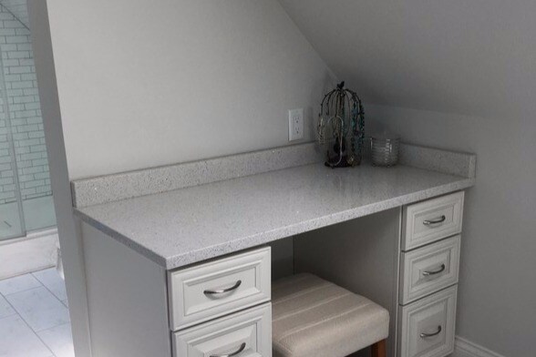 master bathroom - 2547 S Shore Dr