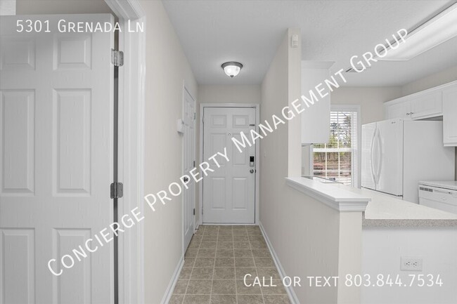 Building Photo - 5301 Grenada Ln