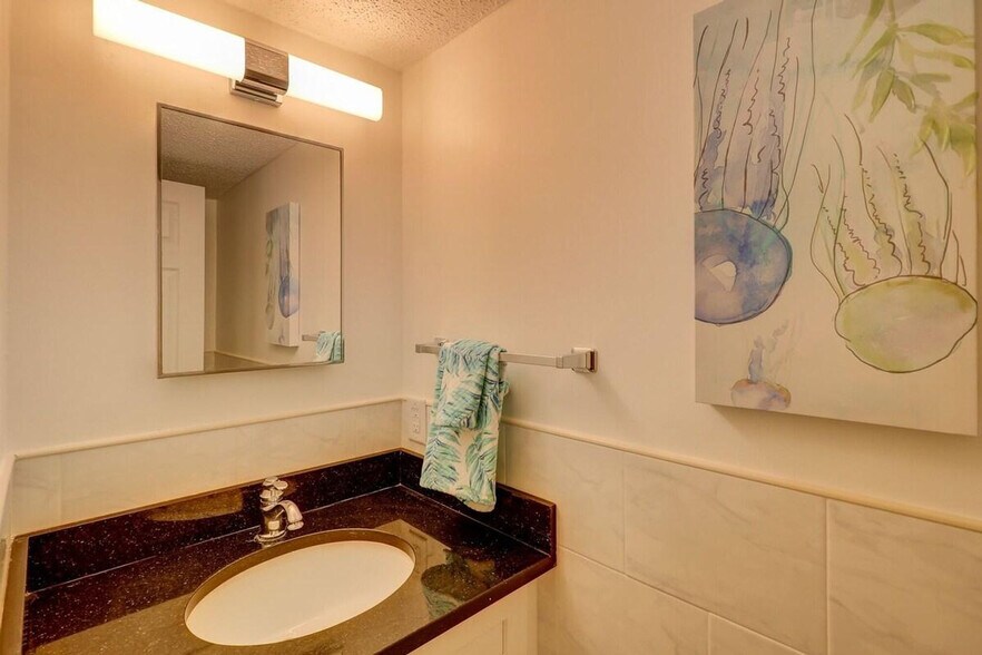 Building Photo - 400 William Hilton Pkwy