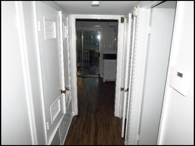 Building Photo - 1805 Sanford Dr