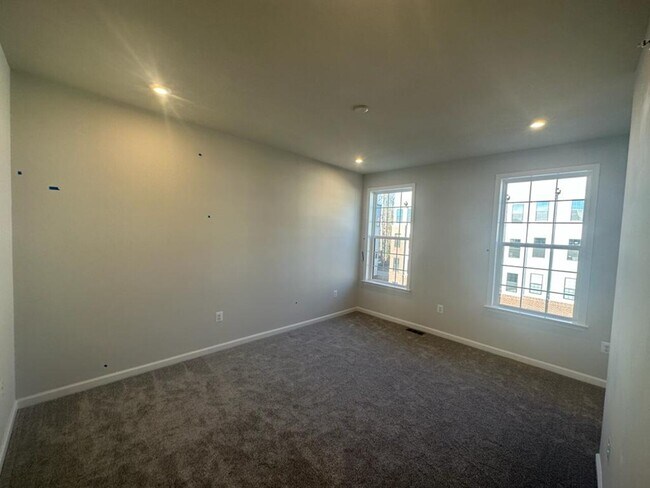 Building Photo - 13286 CoalField Station Ln, Midlothian, VA...