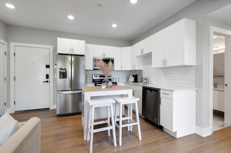 Building Photo - 3915 Ridge Ave