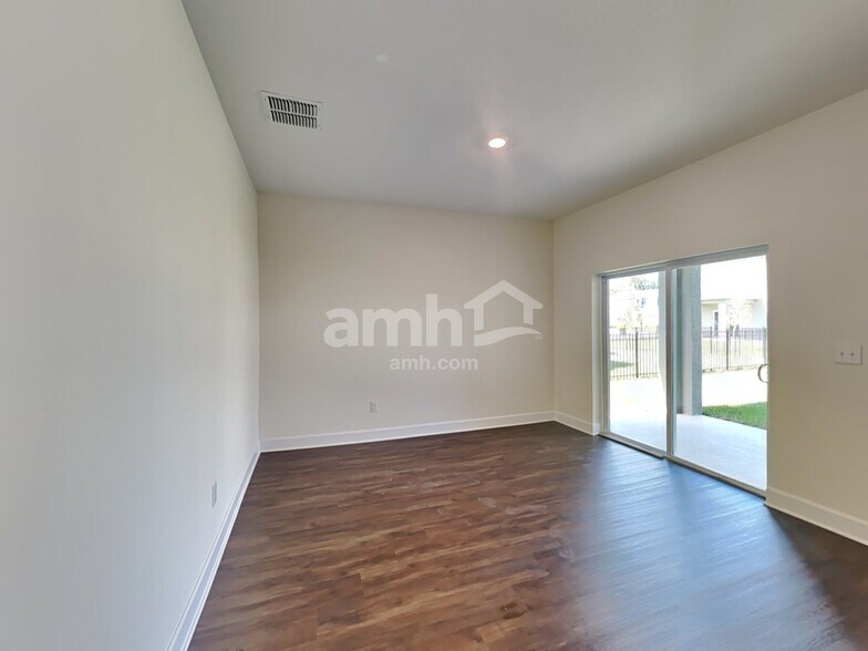 Building Photo - 33817 Widman Way