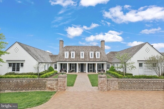 Building Photo - 1780 Cherry Birch St