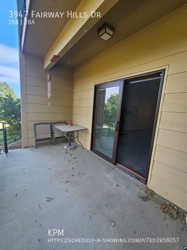 Building Photo - 2 BED | 2 BATH | CONDO | WEST | FAIRWAY HI...