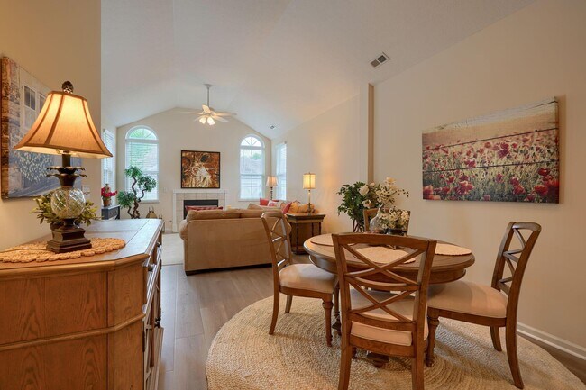 Building Photo - 6183 Donegan Way