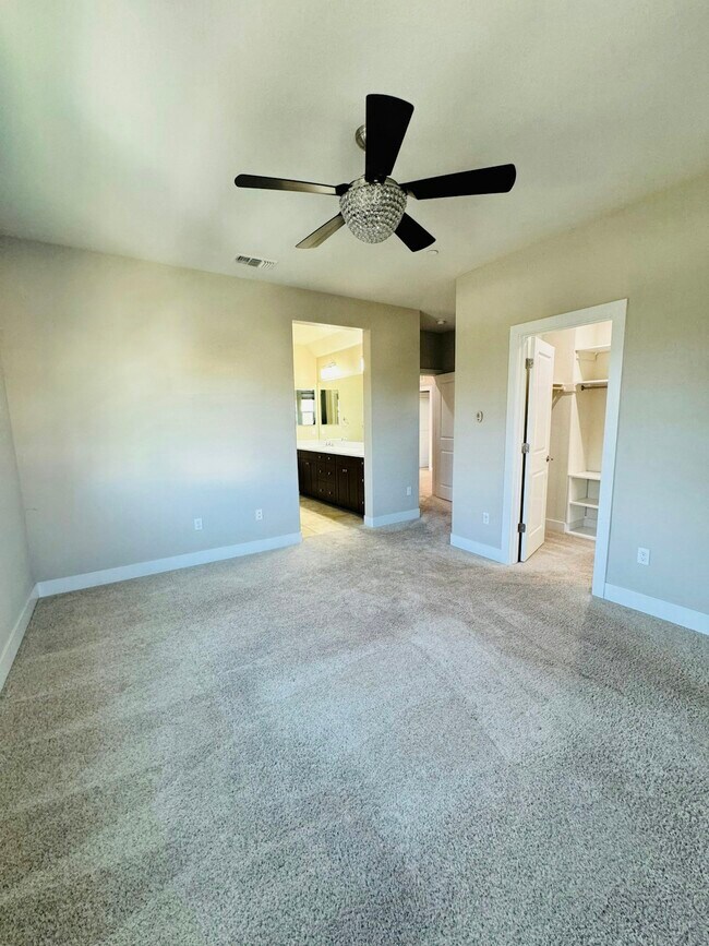 Building Photo - 4285 Trolan Ln
