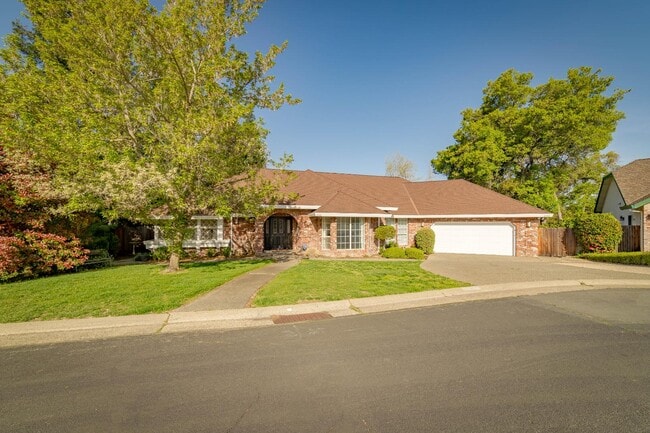 Building Photo - 8780 Harrogate Ct
