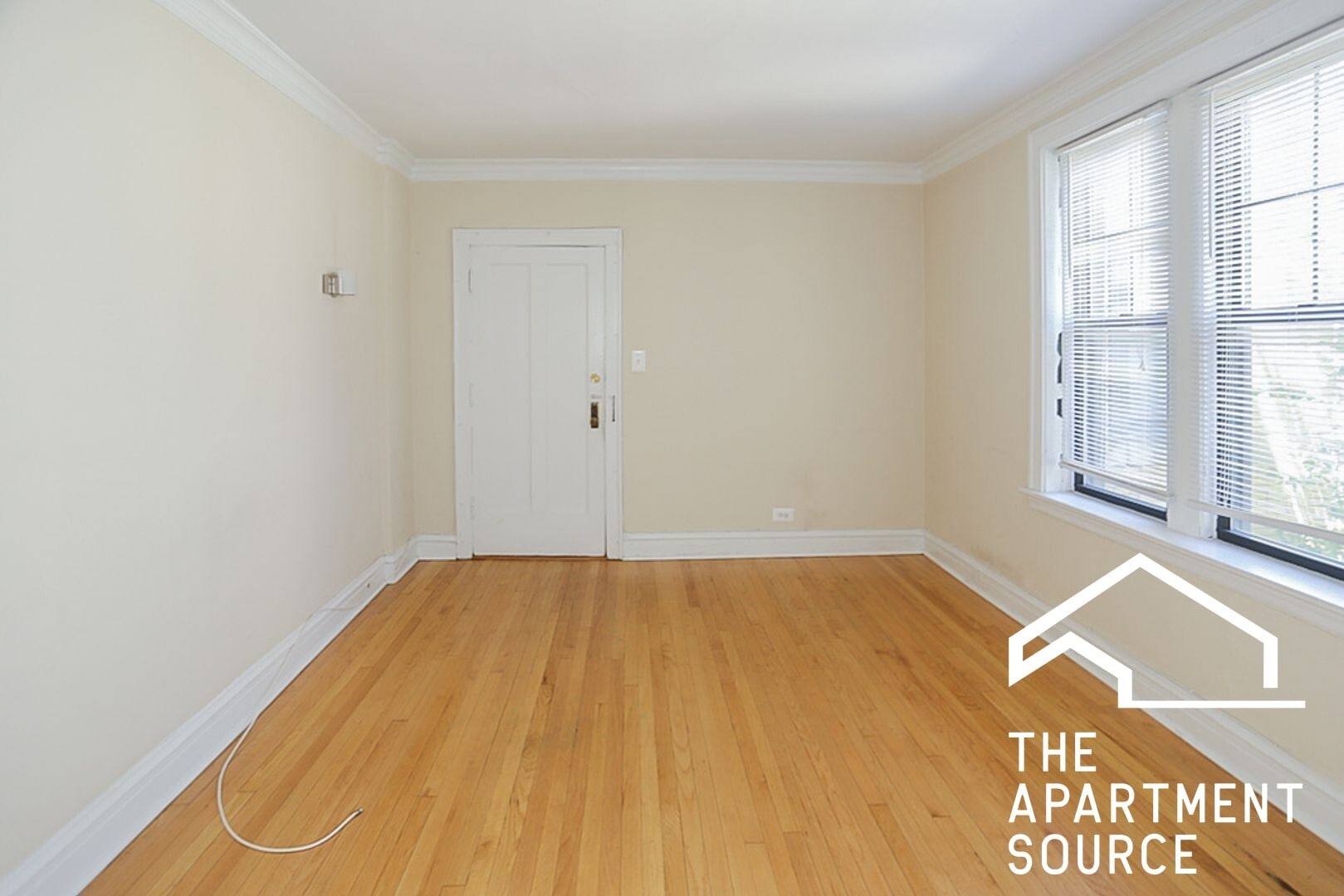 Building Photo - 3620 N Marshfield Ave