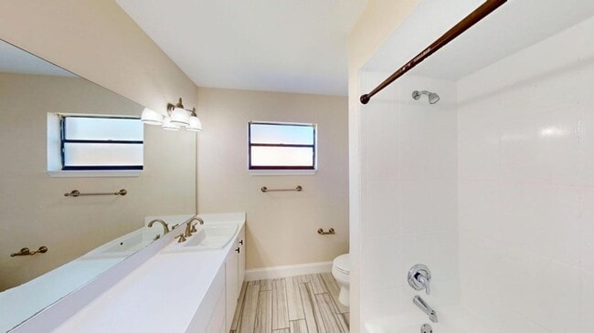 Building Photo - 11497 Anhinga Dr