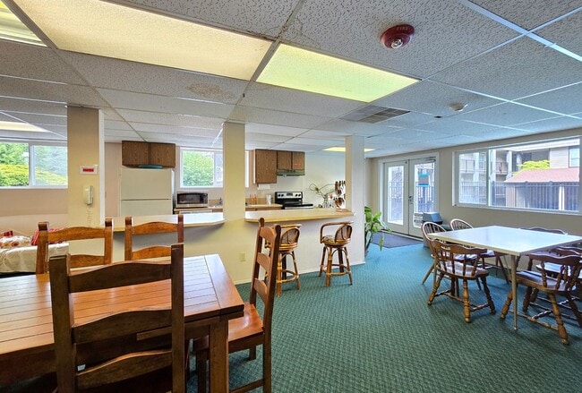 Building Photo - 1 Bedroom Condo in Bothell
