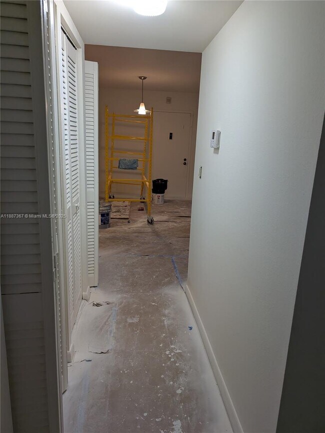 Building Photo - 7955 SW 86th St
