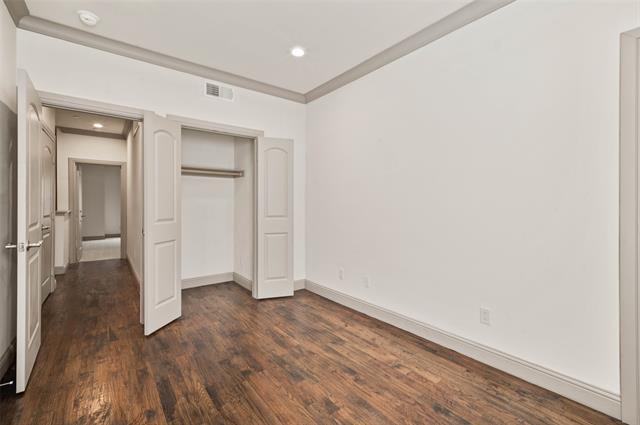 Building Photo - 3134 Ross Ave