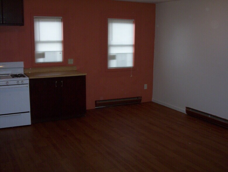 Building Photo - 56 Cochecton Rd