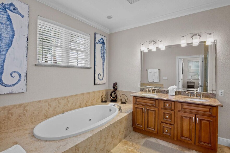 Building Photo - 145 50th St