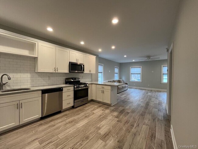 Building Photo - 59 South St