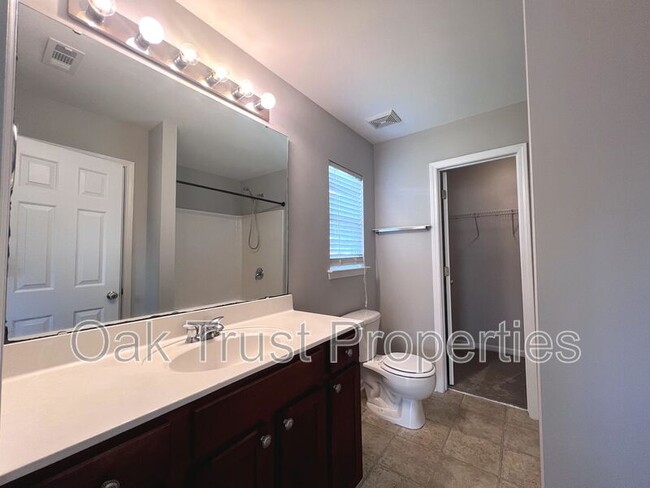 Building Photo - 1406 Grackle Ct