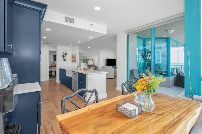 Building Photo - 1520 Gulf Blvd