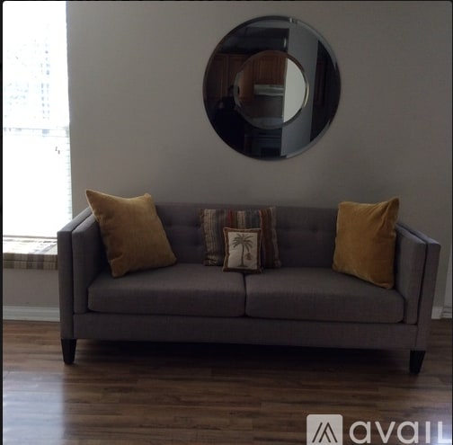 Building Photo - 112 River Chase