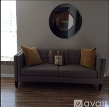 Building Photo - 112 River Chase