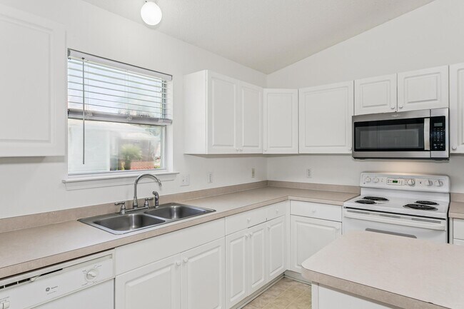 Building Photo - 9523 Parker Pl Dr