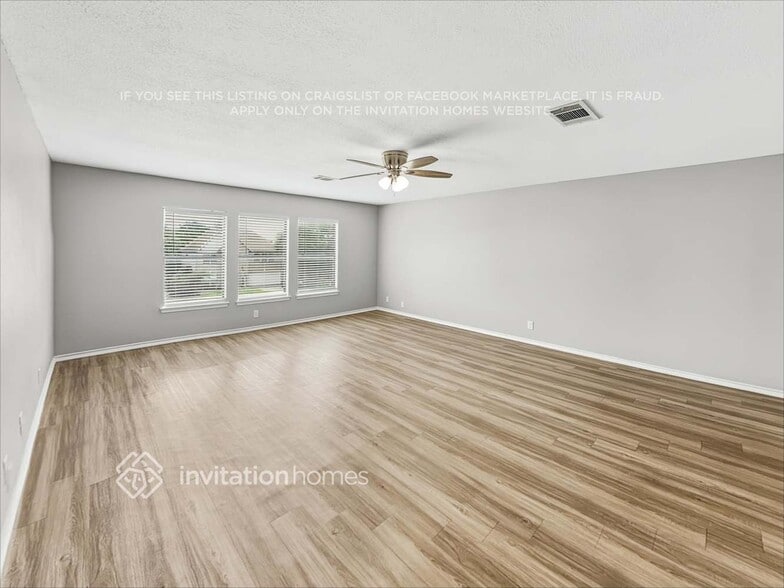 Building Photo - 1405 Comfort St