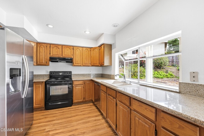 Building Photo - 1438 Calle De Oro