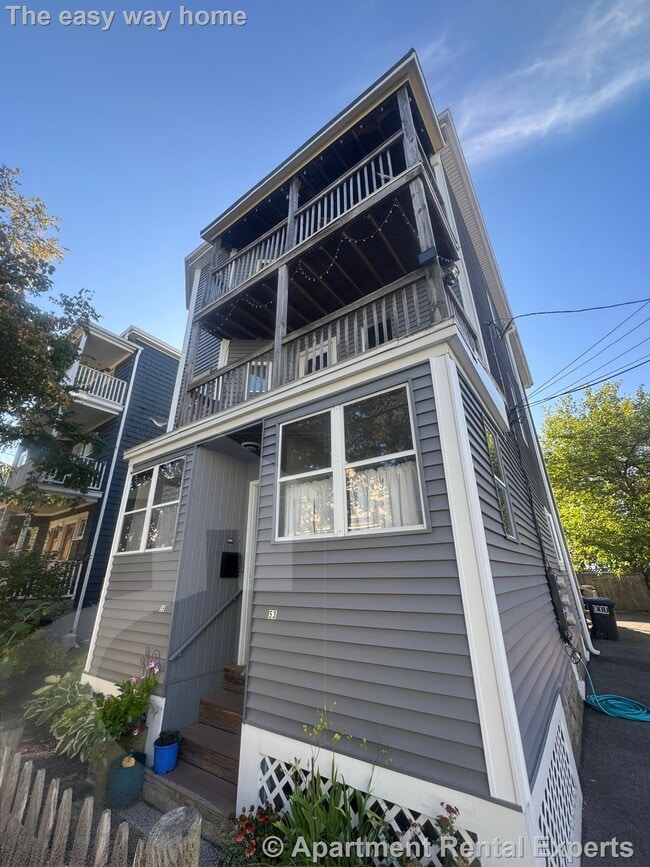 Primary Photo - 53 Hinckley St