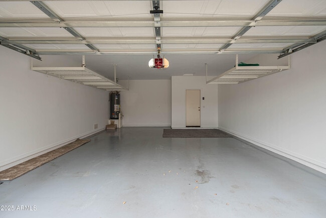 Building Photo - 15290 W Ventura St