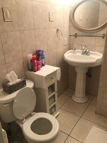 Building Photo - 4040 Galt Ocean Dr