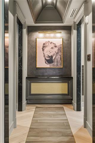 Building Photo - 1530 Meeting St