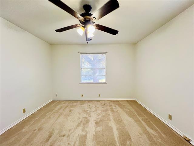 Building Photo - 8715 Labron Ave