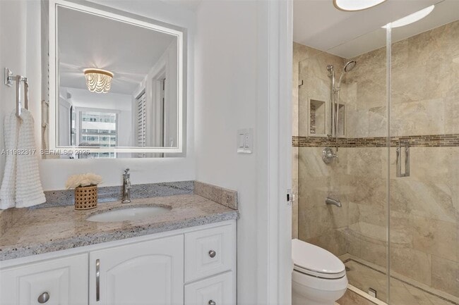 Building Photo - 2899 Collins Ave