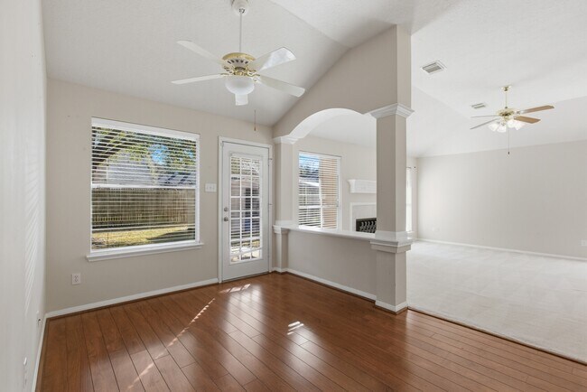 Building Photo - 18014 Still Springs Ct