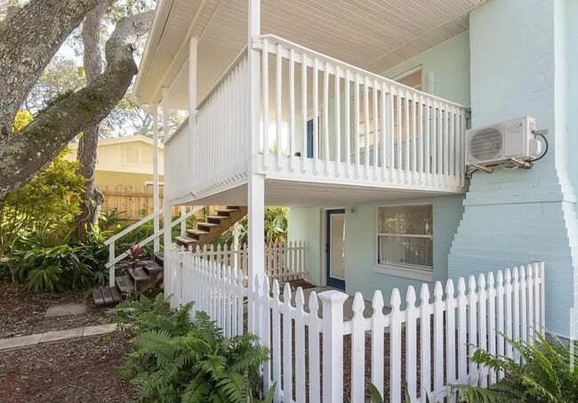 Building Photo - 3047 S Peninsula Dr