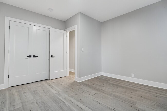 Building Photo - 324 Pacific Ave