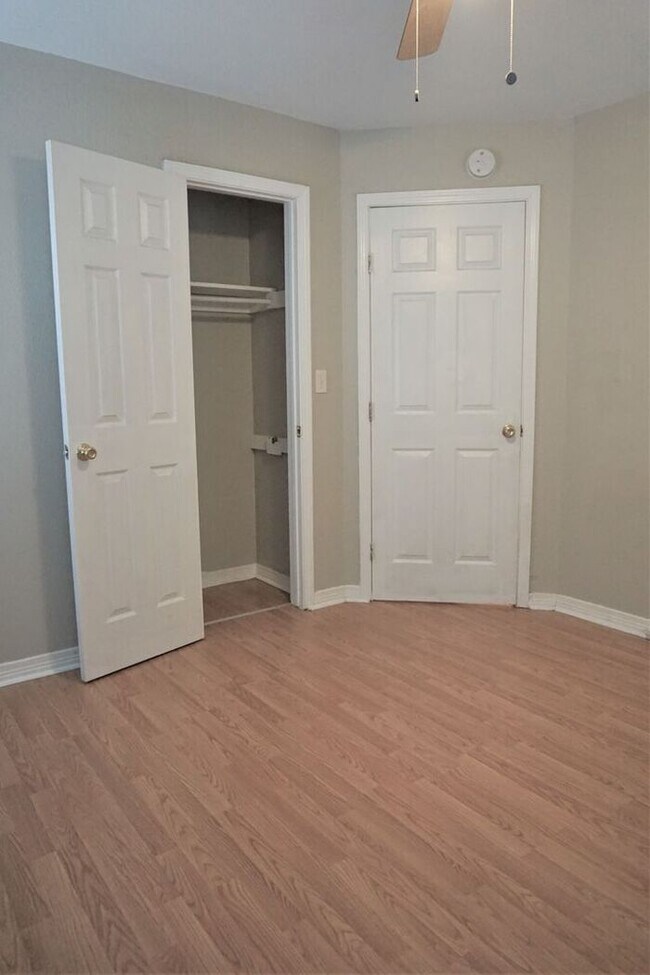 Building Photo - 3 Bed 2 Bath 1 Car Garage -The Village NW OKC