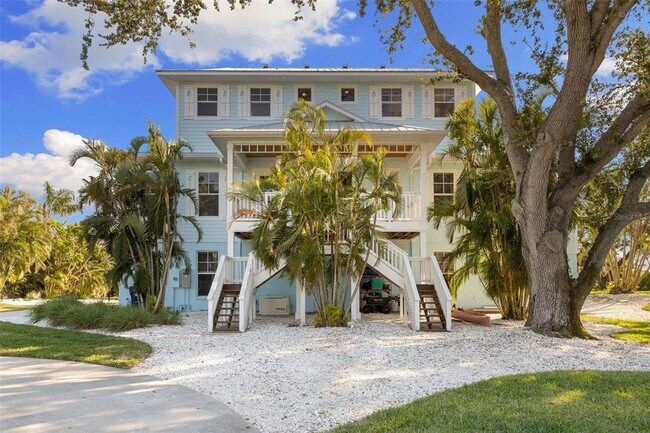 Building Photo - 450 Bayshore Dr