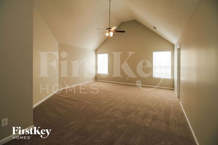 Building Photo - 146 Southwind Ln