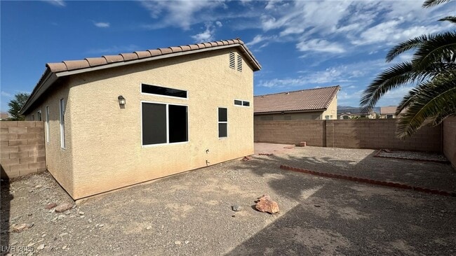 Building Photo - 3838 Sorrowing Sparrow Ct