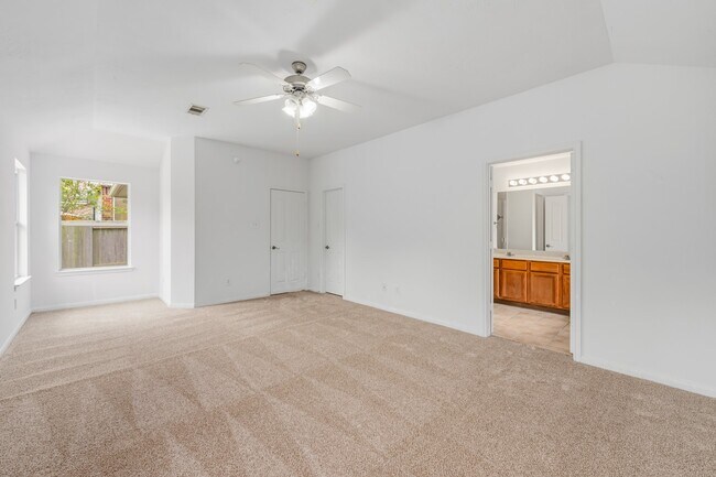 Building Photo - 4908 Summer Rain Dr