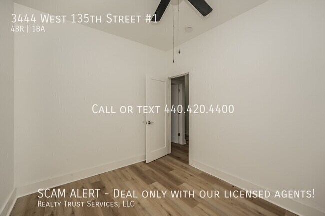Building Photo - 3444 W 135th St