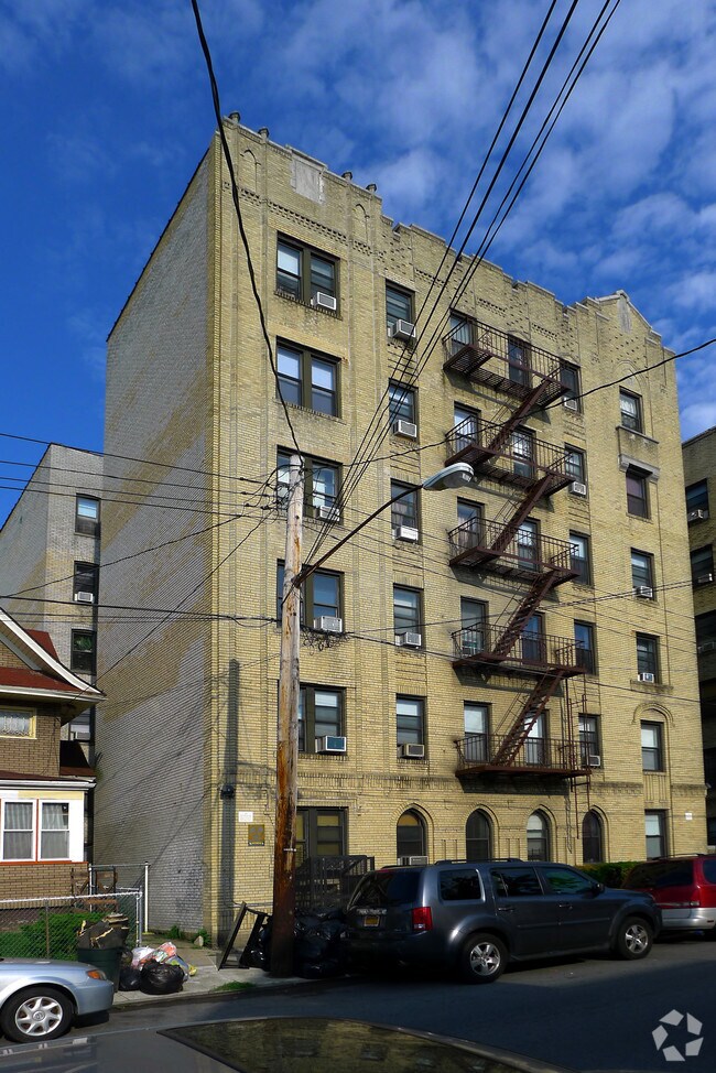 8760 113th St 8760 113th St Richmond Hill NY 11418 Apartment Finder