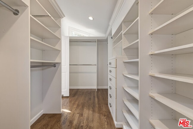 Building Photo - 1277 N Norman Pl