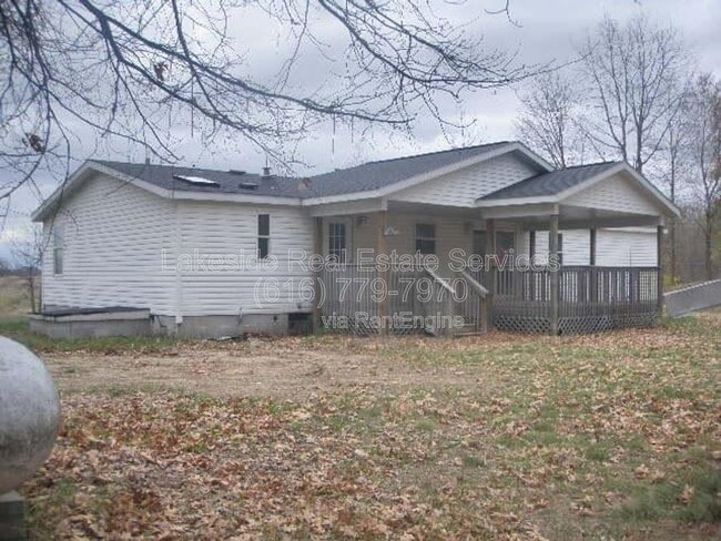 Building Photo - 10500 21 Mile Rd NE
